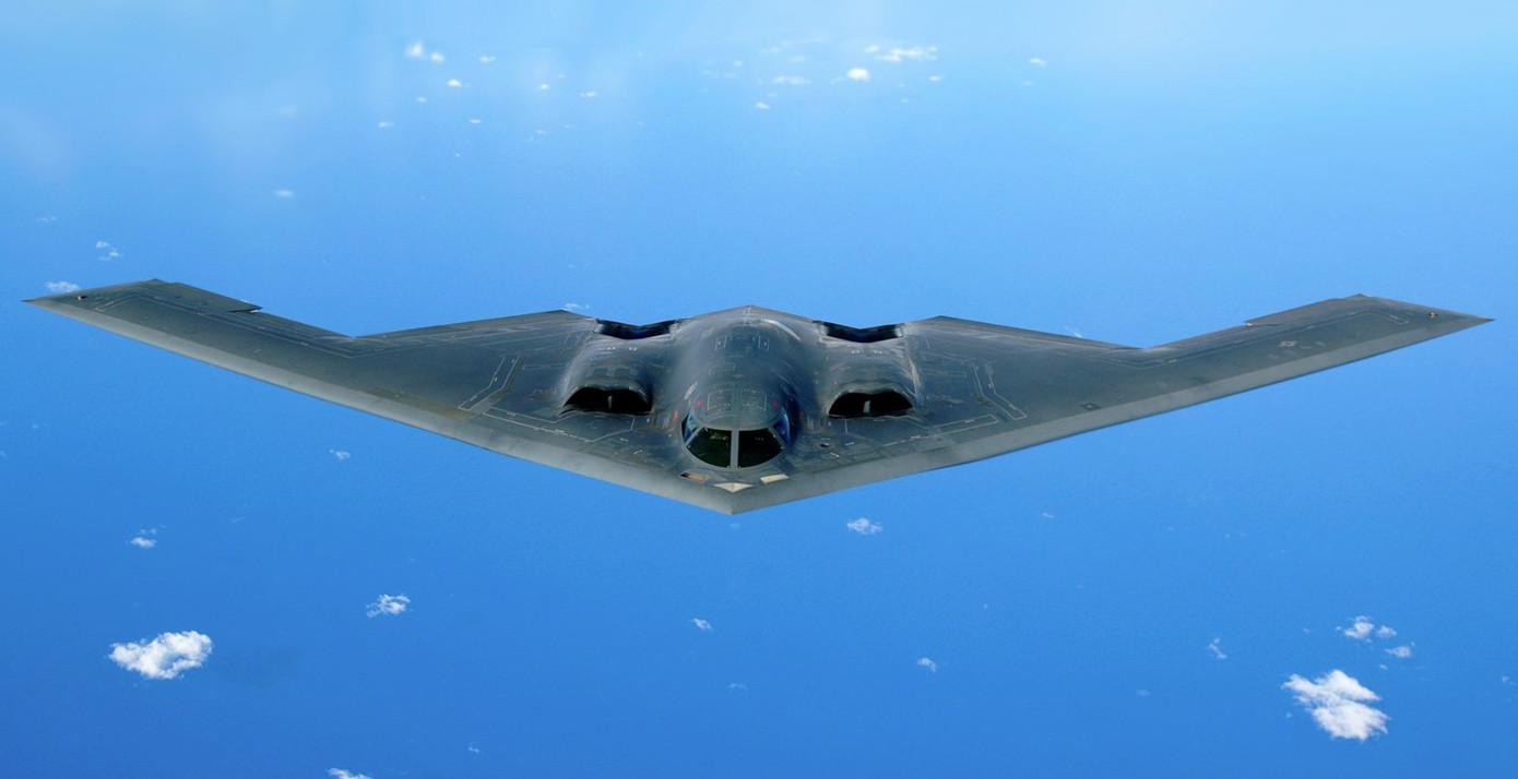 Một chiếc máy bay ném bom tàng hình B-2 Spirit của Không quân Mỹ. (Ảnh: US Air Force) Một chiếc máy bay ném bom tàng hình B-2 Spirit của Không quân Mỹ. (Ảnh: US Air Force)