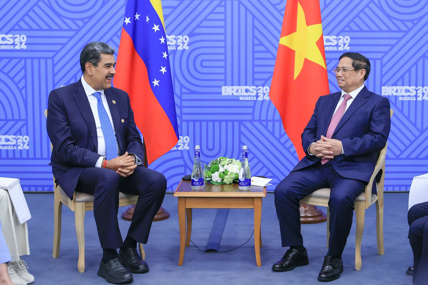 Thủ tướng Phạm Minh Chính trong cuộc hội kiến Tổng thống Venezuela Nicolas Maduro. Ảnh: VGP.