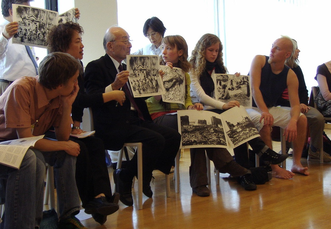 Các thành viên của Nihon Hidankyo. (Ảnh: Wikipedia)