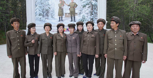 Núi thiêng Paektu và giai thoại về sự ra đời của cố lãnh tụ Triều Tiên ảnh 1