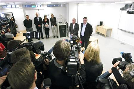 Kết luận về tình trạng tâm thần của Anders Behring Breivik được công bố tại tòa án Oslo.