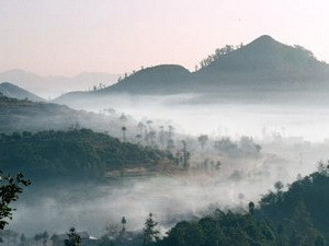 Sương giăng trên các triền núi huyện Đồng Văn, Hà Giang. Ảnh minh họa. (Nguồn: Văn Phát/TTXVN)