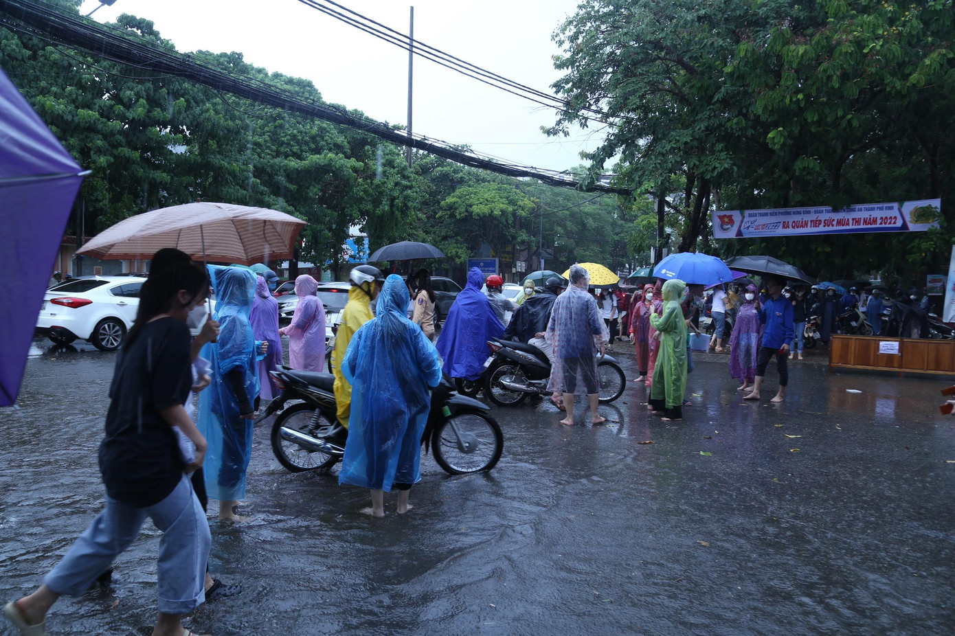 Gần một triệu thí sinh hoàn thành thi môn Toán, liệu có mưa điểm 10? ảnh 13 Gần một triệu thí sinh hoàn thành thi môn Toán, liệu có mưa điểm 10? ảnh 13