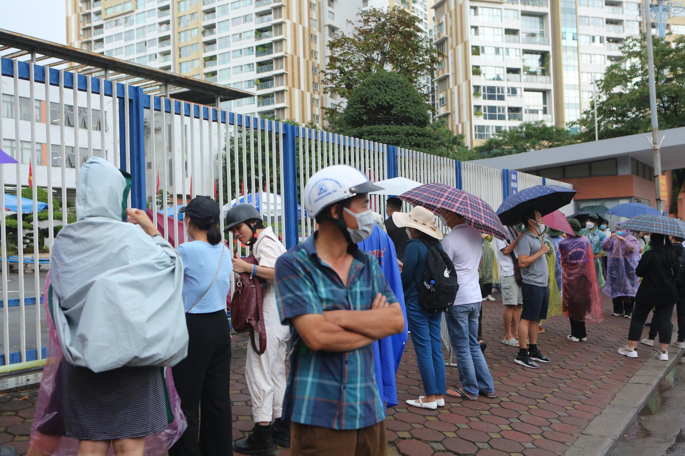 Gần một triệu thí sinh hoàn thành thi môn Toán, liệu có mưa điểm 10? ảnh 44 Gần một triệu thí sinh hoàn thành thi môn Toán, liệu có mưa điểm 10? ảnh 44