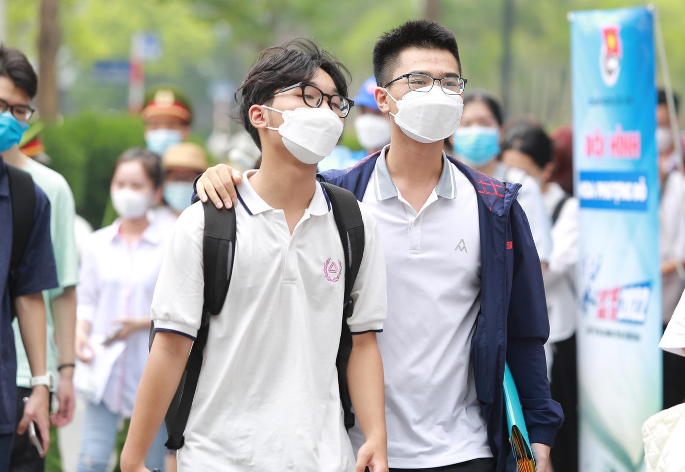 CẬP NHẬT: Hơn 1 triệu thí sinh háo hức làm thủ tục thi tốt nghiệp THPT 2022 ảnh 25 CẬP NHẬT: Hơn 1 triệu thí sinh háo hức làm thủ tục thi tốt nghiệp THPT 2022 ảnh 25