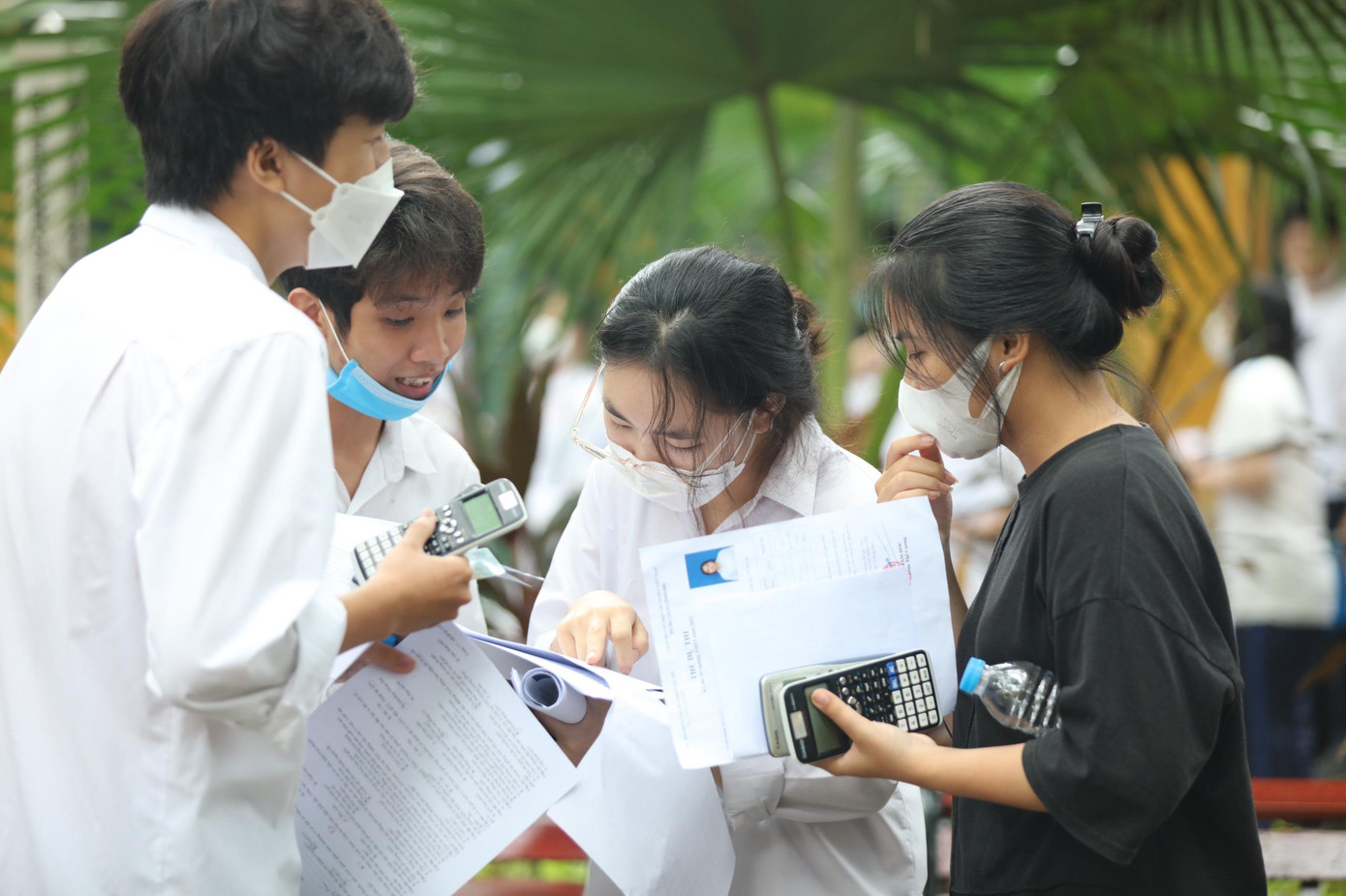 Thí sinh tại điểm thi trường Chu Văn An