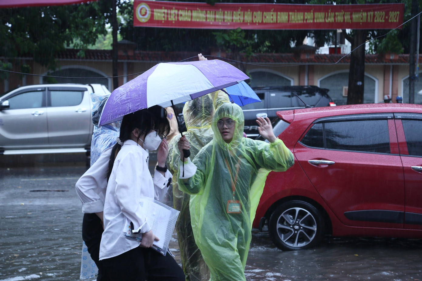 Gần một triệu thí sinh hoàn thành thi môn Toán, liệu có mưa điểm 10? ảnh 15 Gần một triệu thí sinh hoàn thành thi môn Toán, liệu có mưa điểm 10? ảnh 15