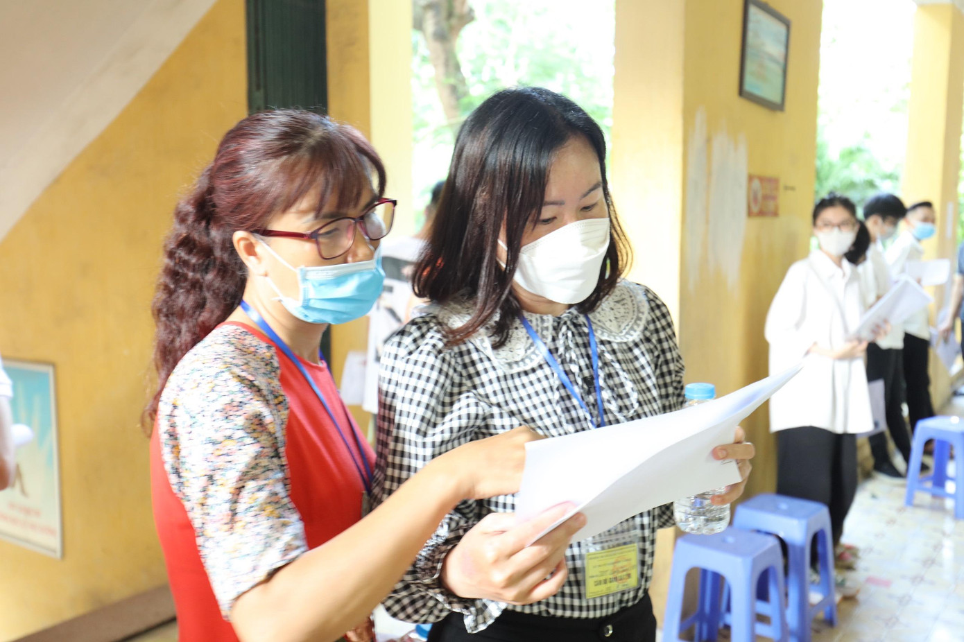 Thí sinh tự tin thi xong Ngữ Văn, cập nhật giải đề ảnh 27