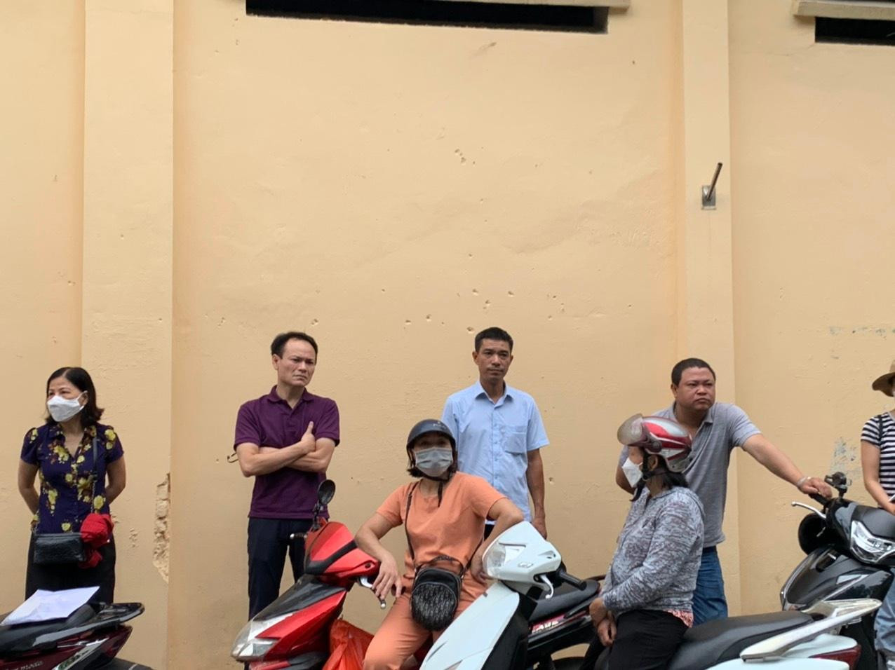 Thí sinh hoàn thành thi tốt nghiệp, cập nhật giải đề Ngoại Ngữ ảnh 10 Thí sinh hoàn thành thi tốt nghiệp, cập nhật giải đề Ngoại Ngữ ảnh 10