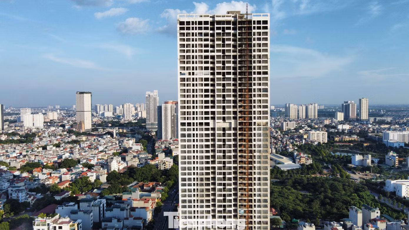 Tòa nhà từng được chủ đầu tư giới thiệu là tòa nhà cao nhất quận Hà Đông và là tòa nhà cao thứ 3 tại Hà Nội, sau Landmark 72 và Lotte Center.