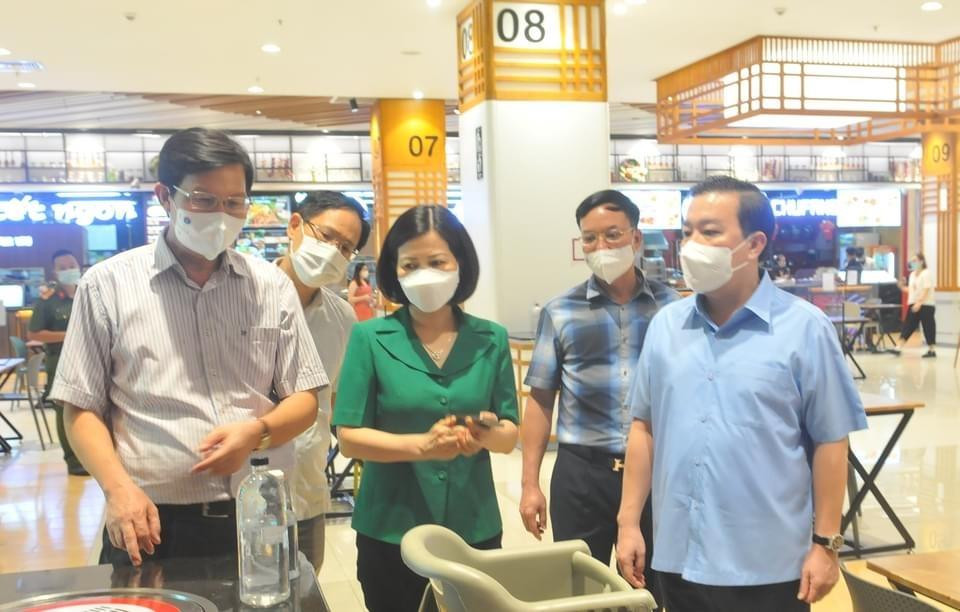 CẬP NHẬT DỊCH 4/7: Một bệnh nhân COVID-19 ở Bình Dương tử vong ảnh 21 CẬP NHẬT DỊCH 4/7: Một bệnh nhân COVID-19 ở Bình Dương tử vong ảnh 21