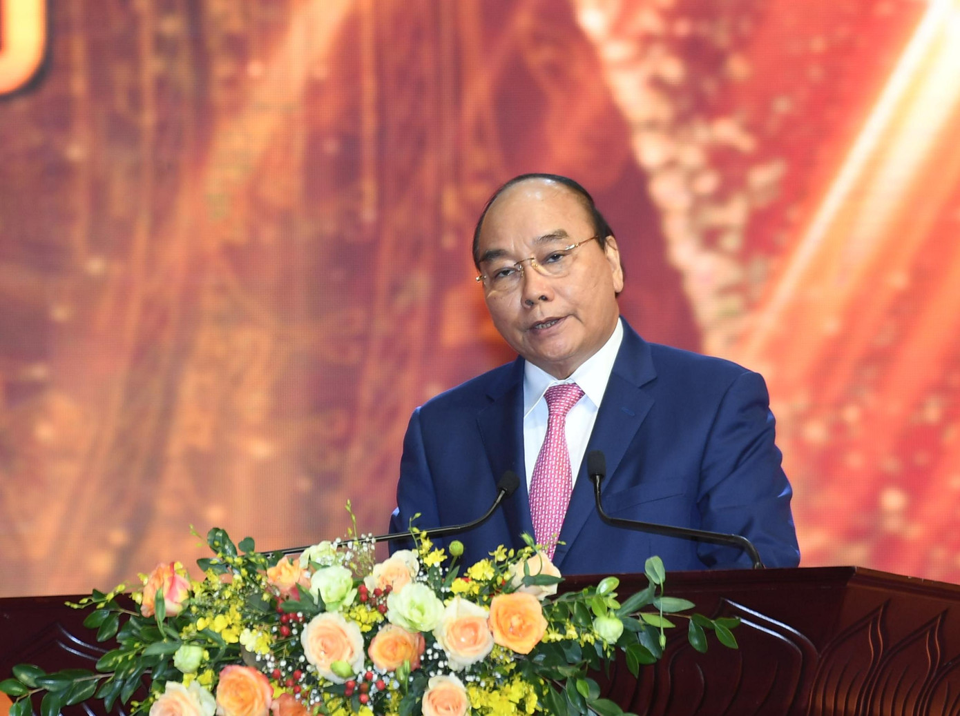 Chủ tịch nước Nguyễn Xuân Phúc phát biểu tại Lễ trao giải báo chí quốc gia lần thứ XV năm 2020 tối 24/10. Ảnh: Như Ý