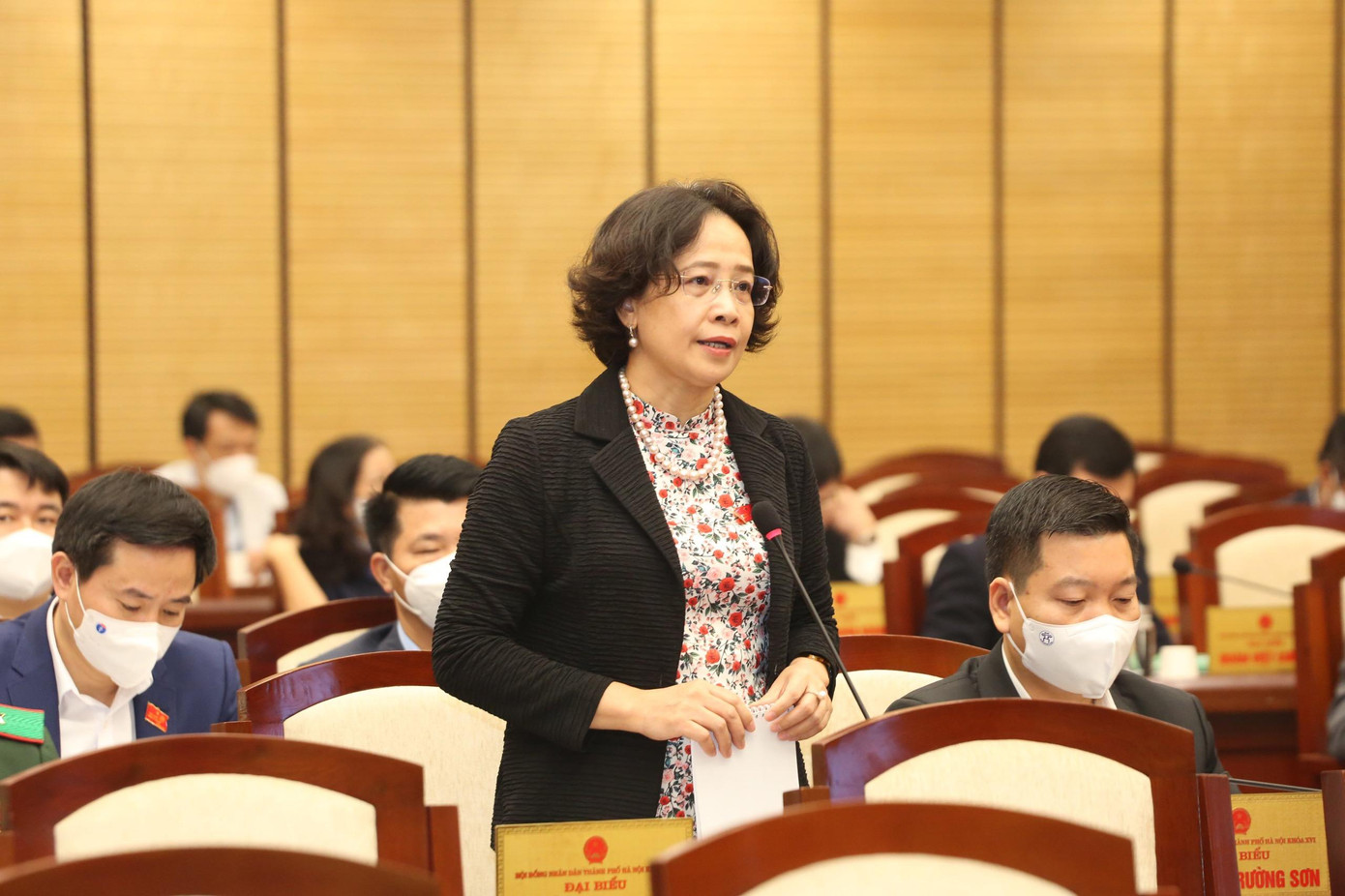 Đại biểu Nguyễn Lan Hương