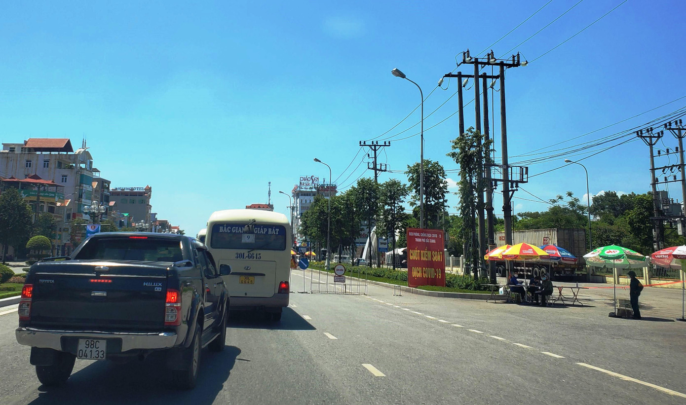 Chốt kiểm soát dịch tại TP Bắc Giang Chốt kiểm soát dịch tại TP Bắc Giang