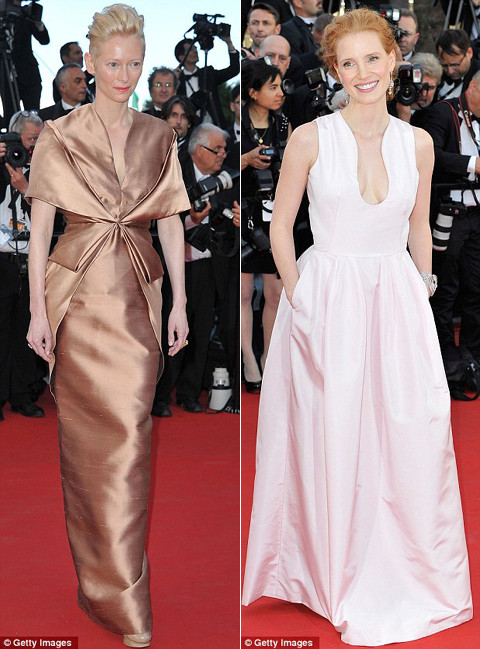 Hai diễn viên người Mỹ Tilda Swinton và Jessica Chastain. Hai diễn viên người Mỹ Tilda Swinton và Jessica Chastain