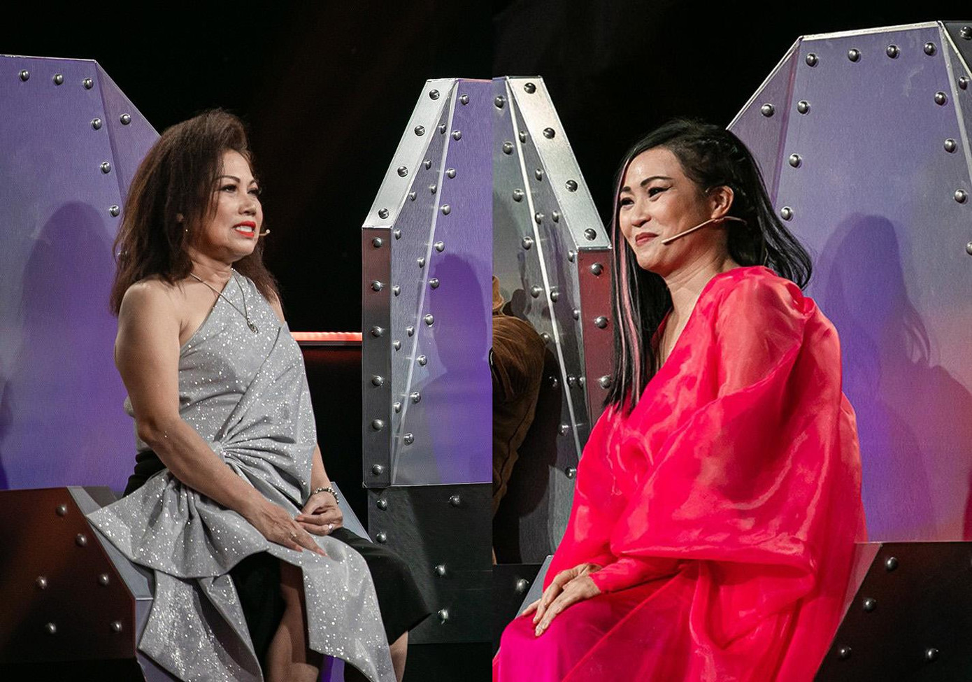 Hai ca sĩ trong vai trò huấn luyện viên Rock Việt Hai ca sĩ trong vai trò huấn luyện viên Rock Việt