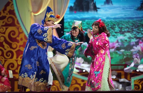 Táo Dân sinh Vân Dung và Táo Kinh tế Quang Thắng khi bị Nam Tào, Bắc Đẩu xoay