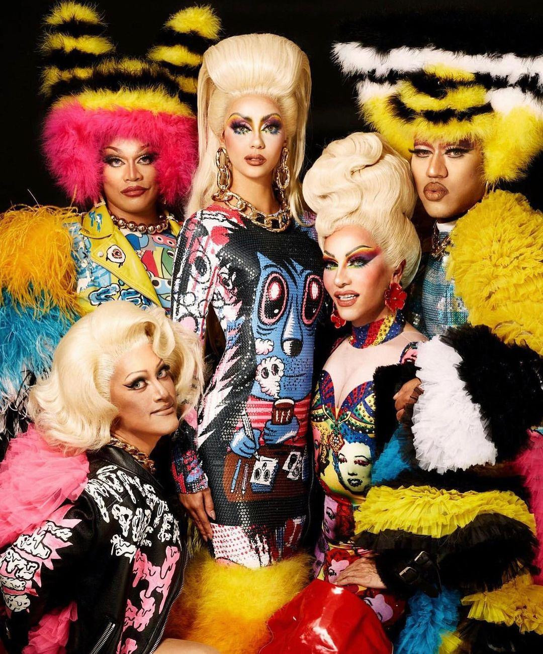 Sau thành công tại cuộc thi Miss Universe 2020 với vị trí top 10, Amanda Obdam ngày càng được yêu mến hơn sau khi trở về nước. Đặc biệt với cộng đồng LGBT, cô là một hình tượng truyền cảm hứng.