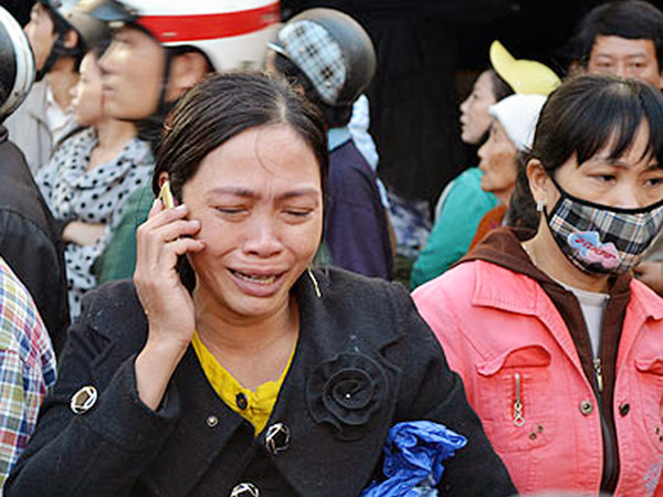 Một tiểu thương đau đớn vì mất tài sản quá lớn