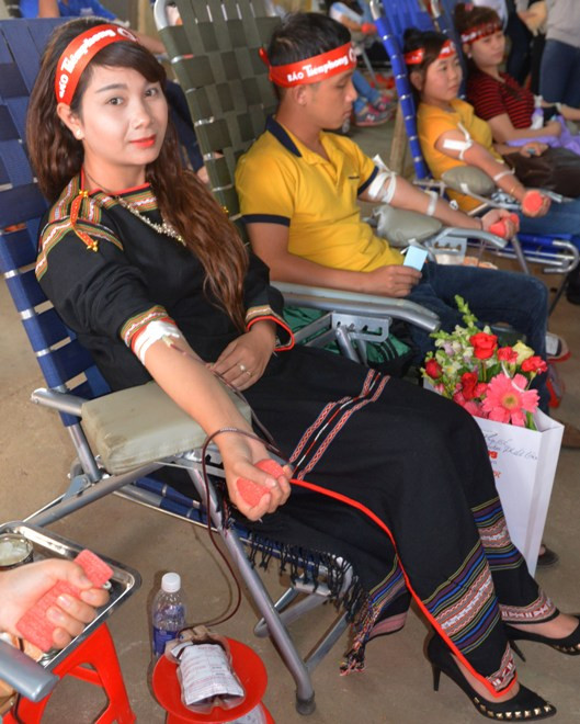 Chủ Nhật Đỏ 2016: Nơi dòng máu các dân tộc hòa chung ảnh 4