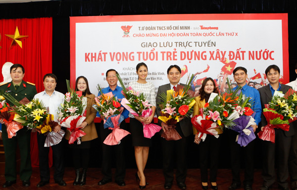 Các vị khách mời tham dự buổi giao lưu trực tuyến