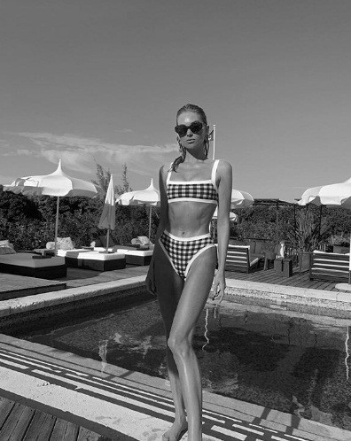 'Búp bê' Thụy Điển Elsa Hosk sắc vóc gợi cảm với vòng eo 58 ảnh 37