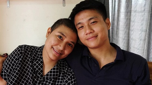 Người chồng cạo đầu để cùng vợ chiến đấu với ung thư ảnh 3