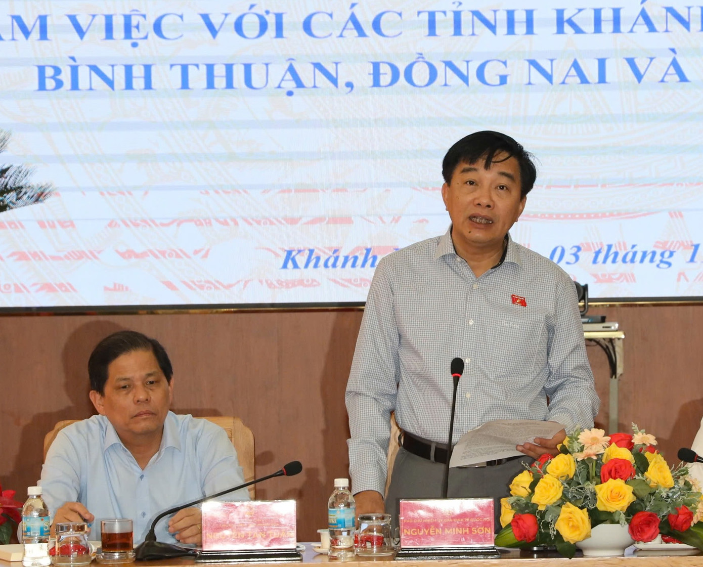 Ông Nguyễn Minh Sơn - Phó Chủ nhiệm Uỷ ban Kinh tế Quốc hội - phát biểu tại buổi làm việc. Ông Nguyễn Minh Sơn - Phó Chủ nhiệm Uỷ ban Kinh tế Quốc hội - phát biểu tại buổi làm việc.