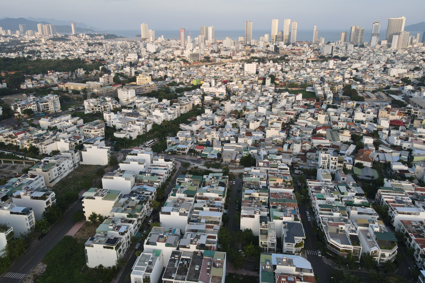 Dự án KĐTM Lê Hồng Phong II được tỉnh Khánh Hòa giao đất vào năm 2015. Dự án KĐTM Lê Hồng Phong II được tỉnh Khánh Hòa giao đất vào năm 2015.