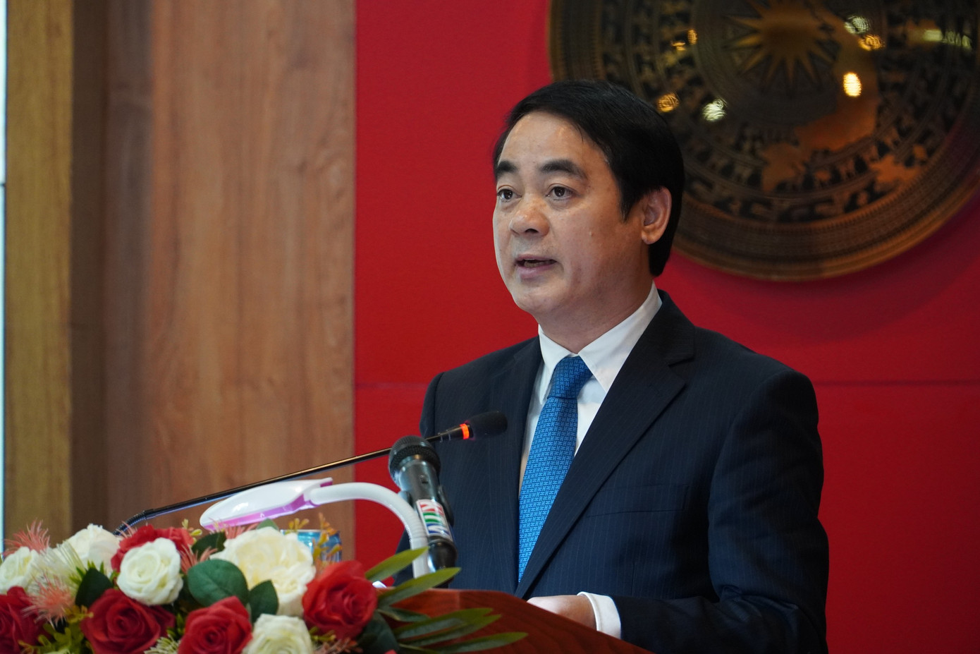 Ông Nghiêm Xuân Thành phát biểu nhận nhiệm vụ tại hội nghị. Ông Nghiêm Xuân Thành phát biểu nhận nhiệm vụ tại hội nghị.