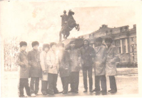 Kỳ nghỉ đông tại Le-nin-grat của các chiến sĩ tàu ngầm