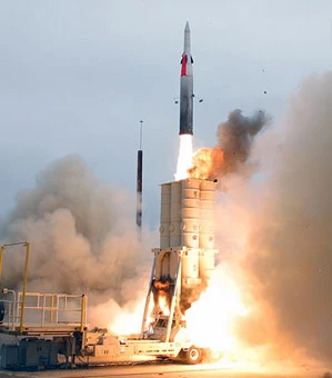 Tổ hợp tên lửa Arrow 