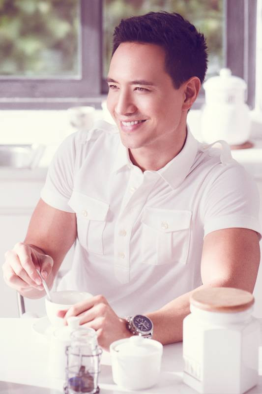 Fan nữ sẽ phải ghen tị với Hà Hồ khi ngắm body sáu múi của Kim Lý ảnh 5