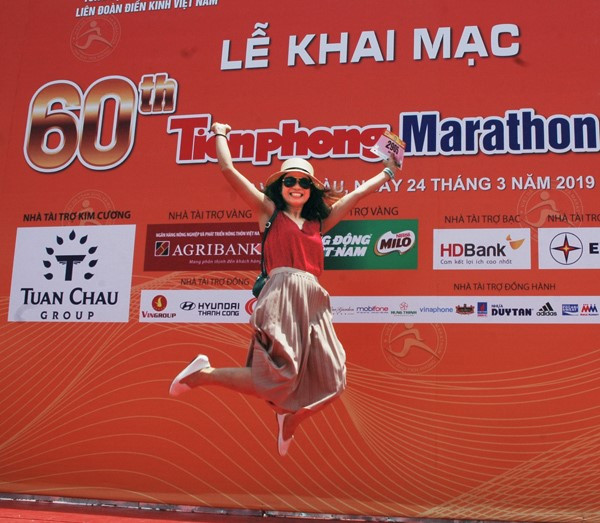Đạp xe 100km để cổ vũ Tiền Phong Marathon 2019 ảnh 5