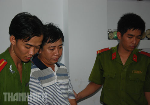 Tạ Chí Hoàng lúc bị công an bắt giữ 