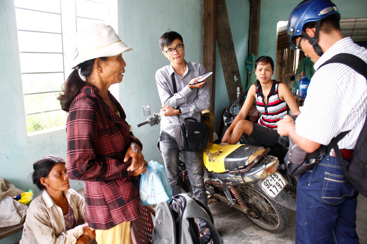 Người dân Bắc Trà My lo sợ vì động đất xảy ra liên tục