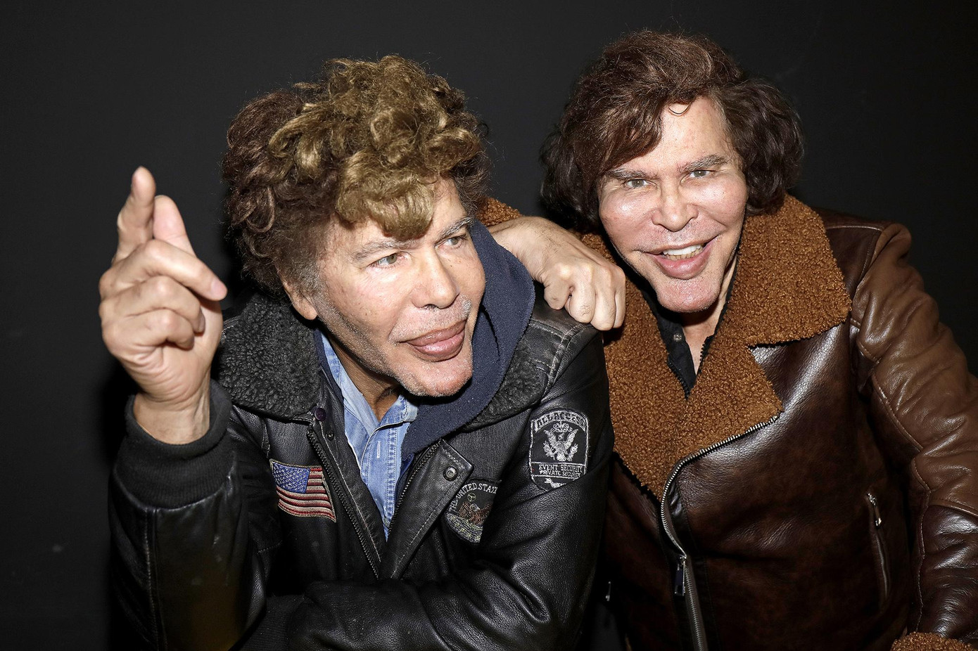 Cặp song sinh nhà Bogdanoff qua đời vì COVID-19.