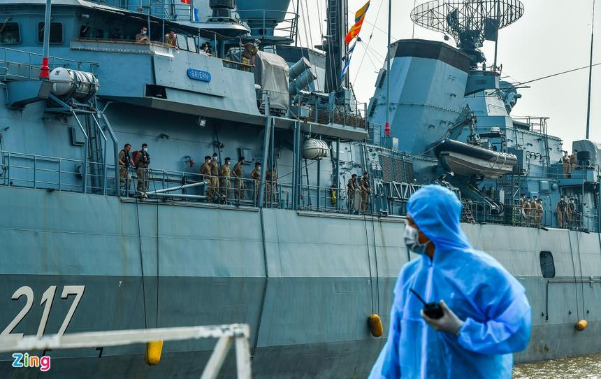 Qua hành trình của khinh hạm, Đức muốn tăng cường sự hợp tác với các đối tác quan trọng cũng như khẳng định trật tự quốc tế dựa trên luật lệ, đặc biệt là giá trị pháp lý của Công ước Liên Hợp Quốc về Luật Biển - một văn kiện pháp lý quan trọng về biển và đại dương. Qua hành trình của khinh hạm, Đức muốn tăng cường sự hợp tác với các đối tác quan trọng cũng như khẳng định trật tự quốc tế dựa trên luật lệ, đặc biệt là giá trị pháp lý của Công ước Liên Hợp Quốc về Luật Biển - một văn kiện pháp lý quan trọng về biển và đại dương.