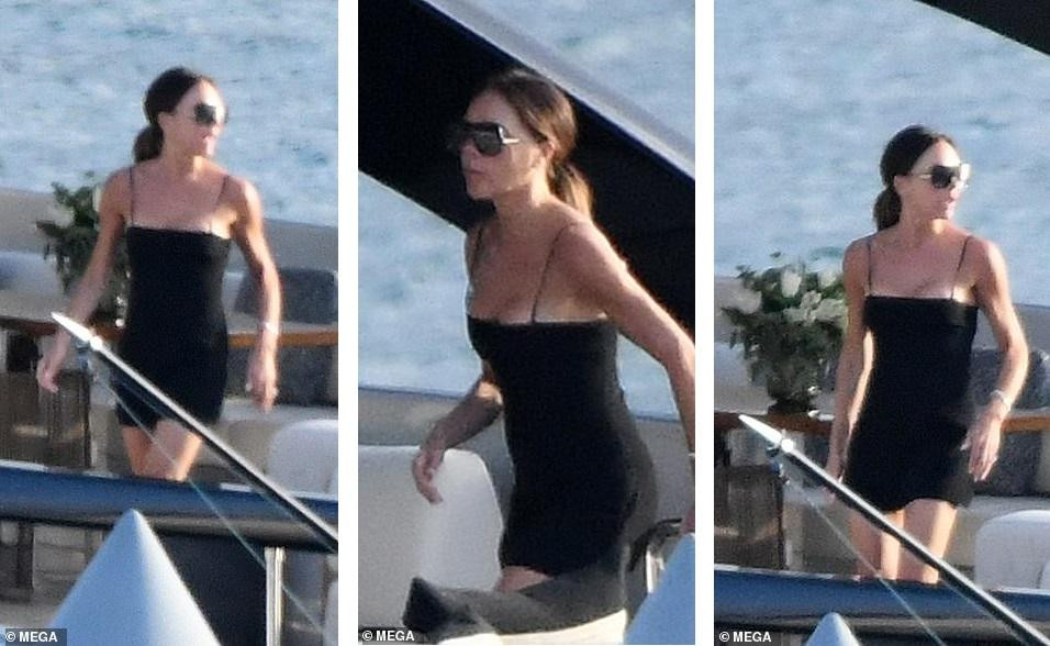 Ảnh chụp trộm chất lượng kém nhưng không ảnh hưởng đến vẻ đẹp &quot;không tuổi&quot; của bà Beck. Cô còn tự tin để mặt mộc.