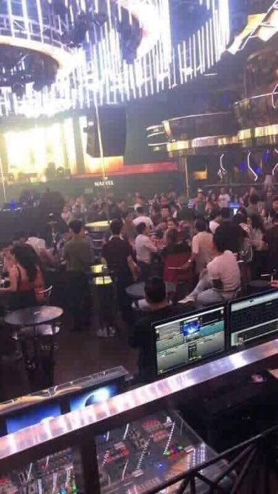 Đột kích vũ trường ở Đà Nẵng, phát hiện 75 dân chơi dương tính ma túy ảnh 3
