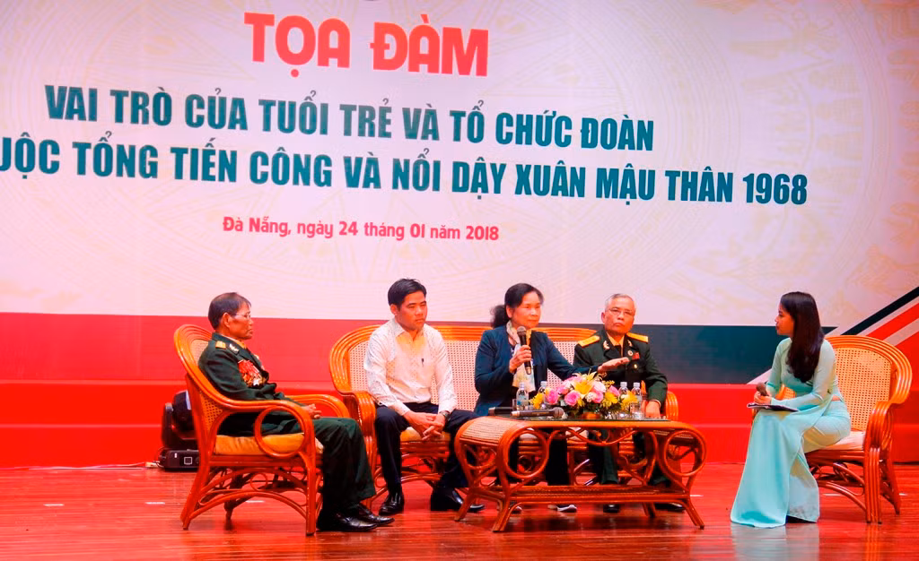 Dâng hương anh hùng liệt sĩ, tri ân những nhân chứng sống ảnh 4
