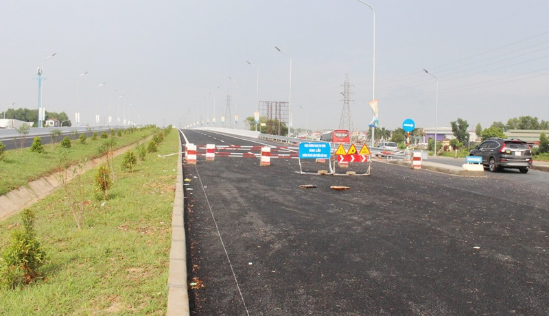 Cao tốc 12.000 tỷ thông xe rồi... tiếp tục thi công ảnh 11
