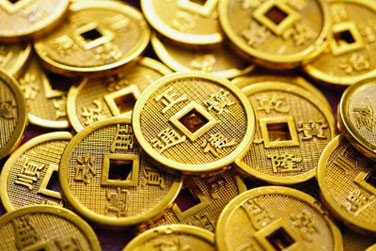 Vàng thế giới hôm qua tăng mạnh sau khi Tây Ban Nha công bố kế hoạch cải cách kinh tế. 