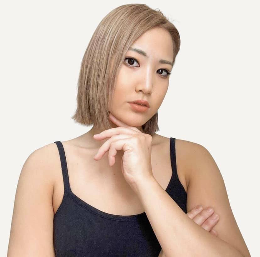 Điều trùng hợp là tại cuộc thi năm nay có nhiều người đẹp để tóc ngắn.