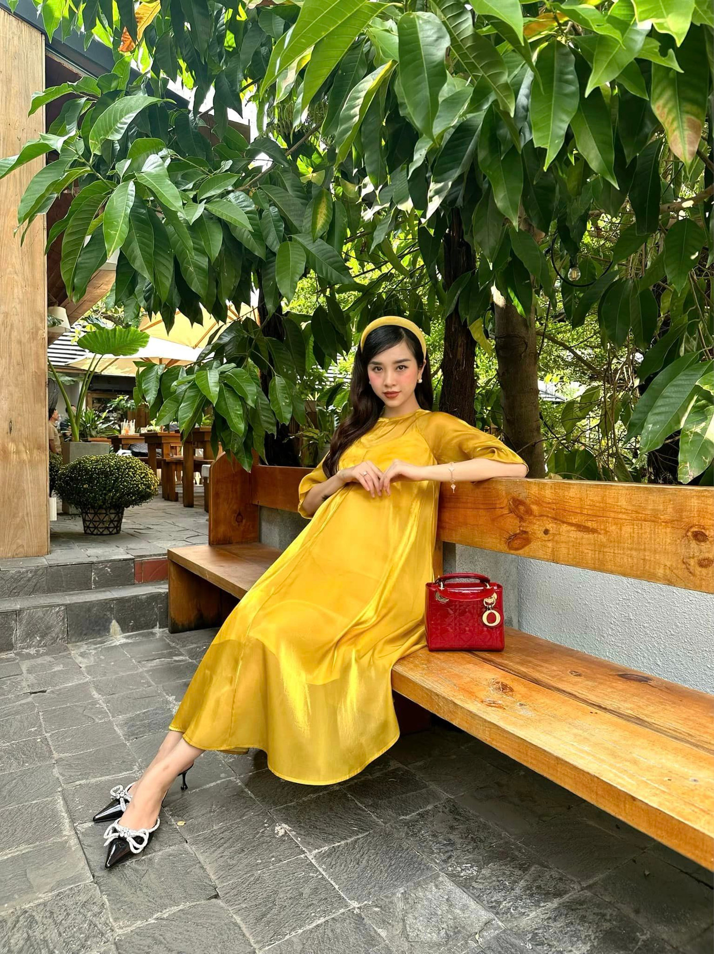 Sau khi kết hôn, Thúy An rút lui khỏi showbiz. Người đẹp sống bình dị và kín tiếng.