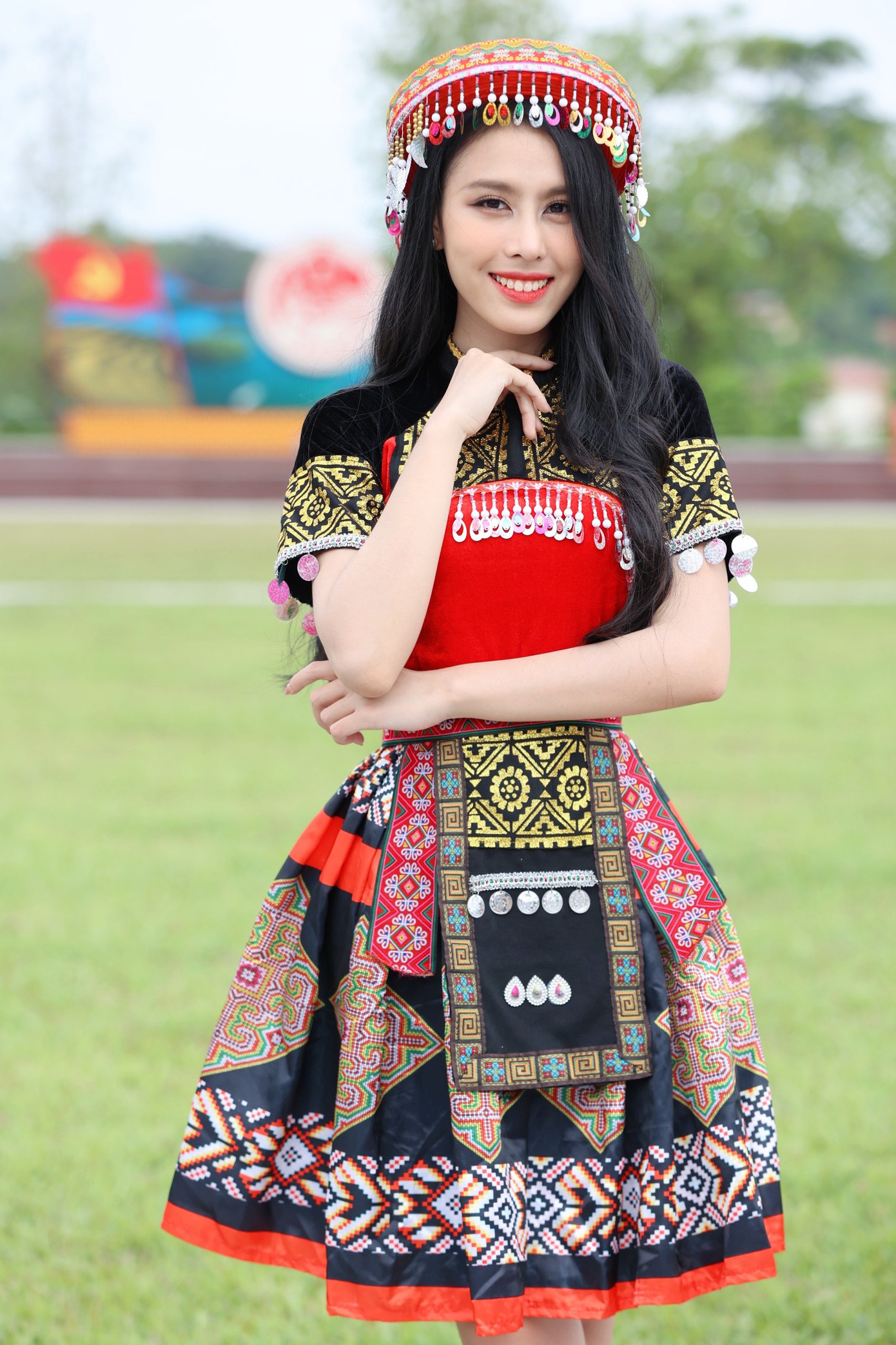 Lần đầu đến với Yên Bái, Á hậu Ngọc Hằng cho biết cô rất ấn tượng vì vùng đất này vẫn giữ được cảnh sắc hoang sơ, hùng vĩ. Ngọc Hằng đặc biệt ấn tượng với tính cách phóng khoáng, hào sảng của người dân nơi đây.