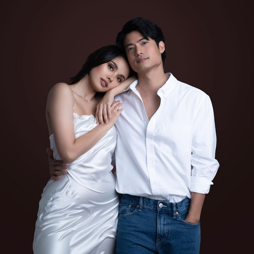 Megan Young kết hôn với nam diễn viên Mikael Daez vào năm 2020. Cả hai có chung sở thích du lịch khám phá, chơi thể thao và đam mê game, vì thế họ hòa hợp và hạnh phúc. Megan Young và ông xã truyền năng lượng tích cực cho mọi người bằng những bài đăng chia sẻ kinh nghiệm trong những chuyến đi, bí quyết giữ lửa hôn nhân.