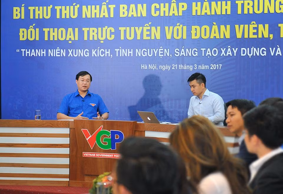 Bí thư thứ nhất TƯ Đoàn đối thoại với đoàn viên, thanh niên ảnh 4