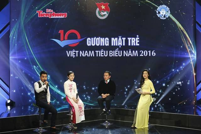 Trao giải 10 gương mặt trẻ Việt Nam tiêu biểu 2016 ảnh 15