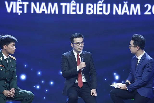 Trao giải 10 gương mặt trẻ Việt Nam tiêu biểu 2016 ảnh 4